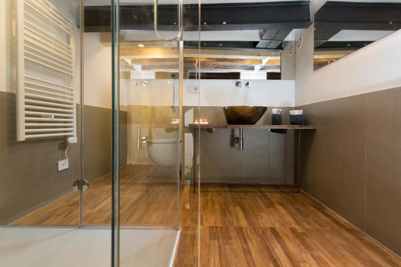 Апартаменты Italiahaus - Ca' Olivo Loft With Canal View In Rialto Венеция Экстерьер фото
