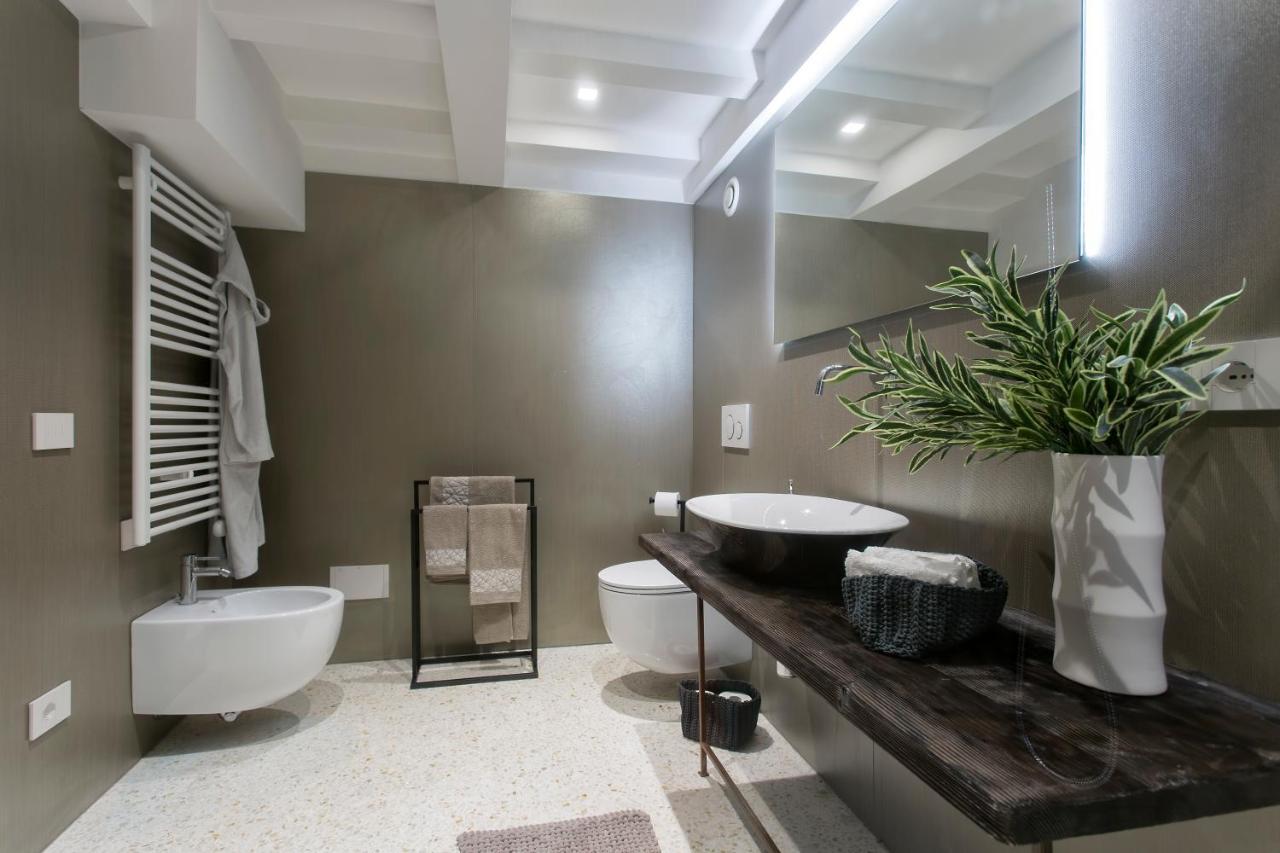 Апартаменты Italiahaus - Ca' Olivo Loft With Canal View In Rialto Венеция Экстерьер фото