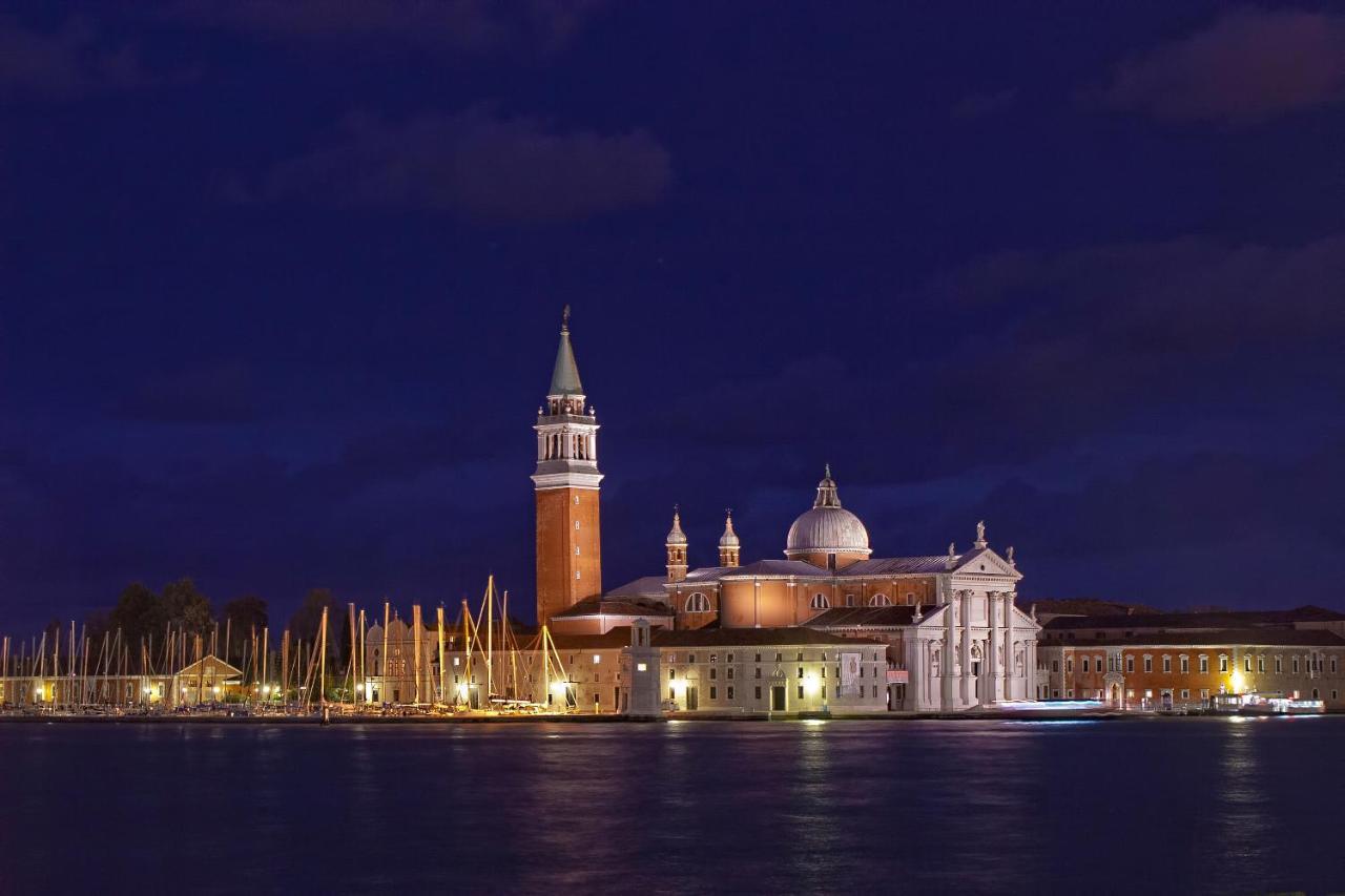 Апартаменты Italiahaus - Ca' Olivo Loft With Canal View In Rialto Венеция Экстерьер фото