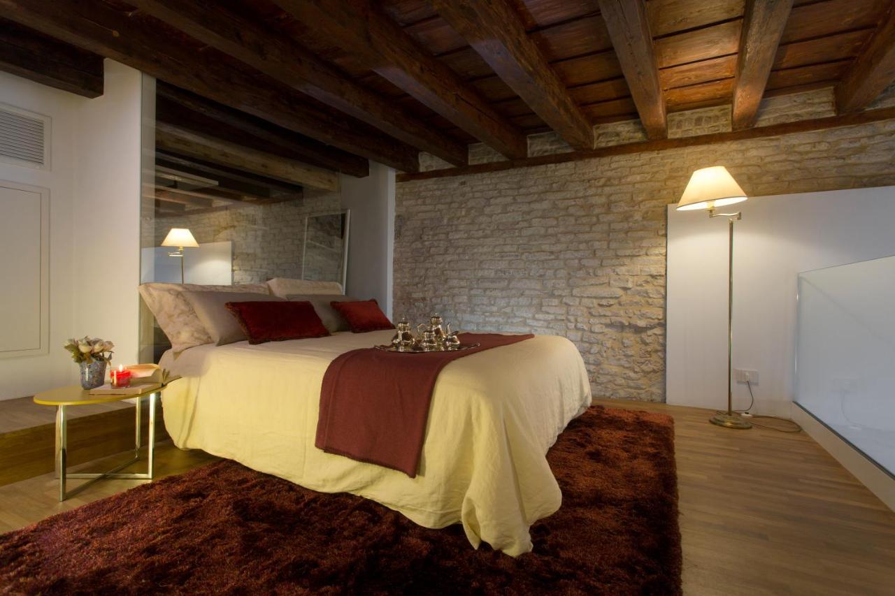 Апартаменты Italiahaus - Ca' Olivo Loft With Canal View In Rialto Венеция Экстерьер фото